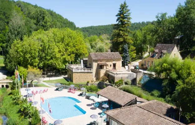 Camping en Dordogne avec piscine